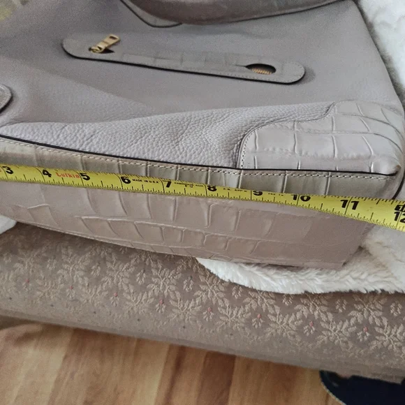 Grey Birch handbag and Wallet...MARKING ALL LISTINGS DOWN...THESE ARE PRISTINE! - Picture 8 of 11